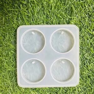 4pcs keychanin Round mould min qty 12pcs..PO. SKU: SRN275